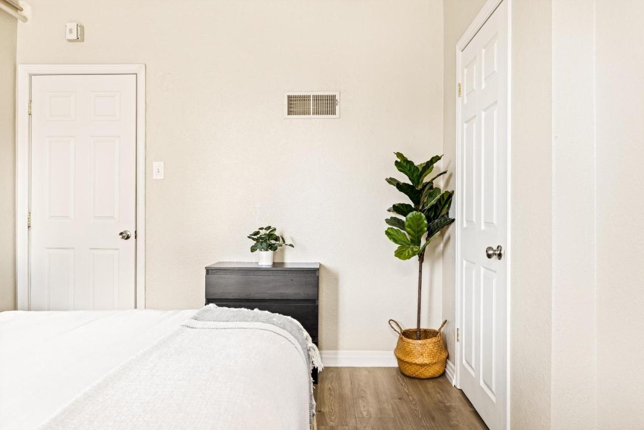 Stylish City Retreat - King Beds - Walk To Sloans Lake DEN Esterno foto